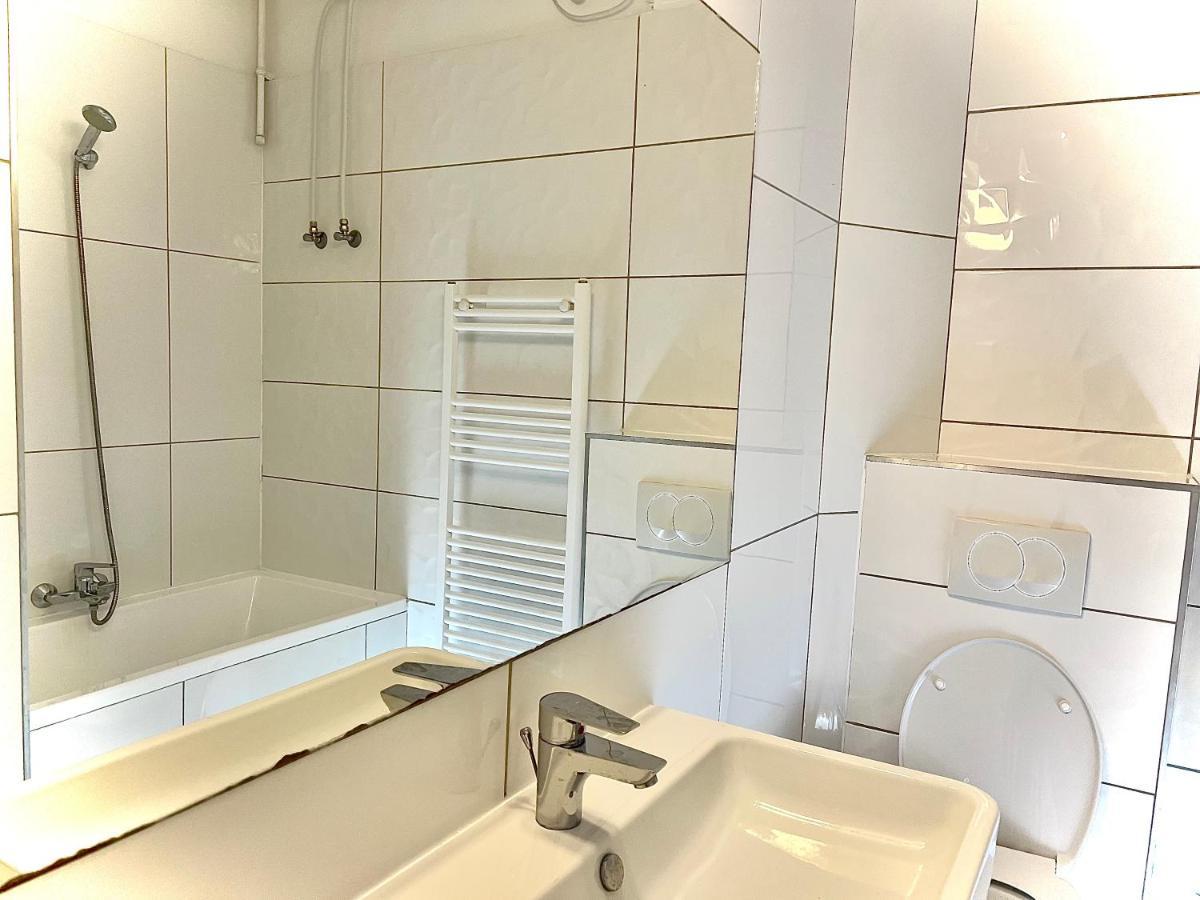 L8 Guesthouse Boedapest Buitenkant foto